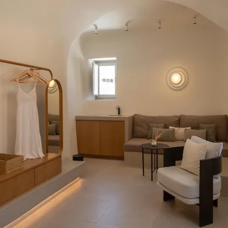 Utopia Santorini * Karterádos