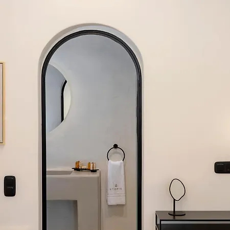 Hotel Utopia Santorini *