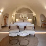 Vila Utopia Santorini *