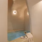 Utopia Santorini *