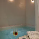 Utopia Santorini Vila