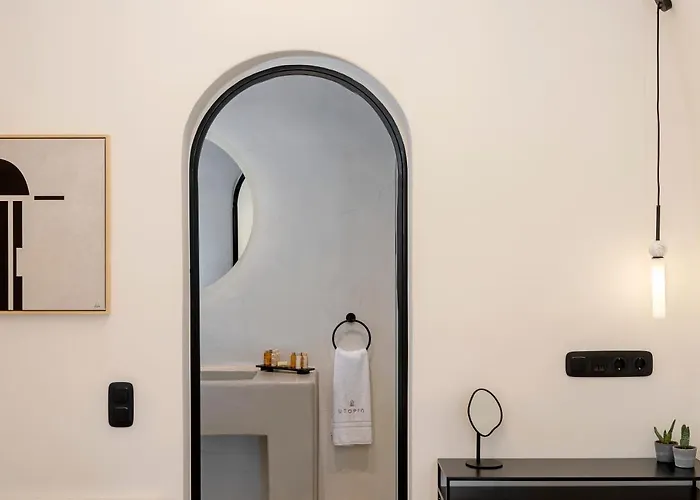 Vila Utopia Santorini *