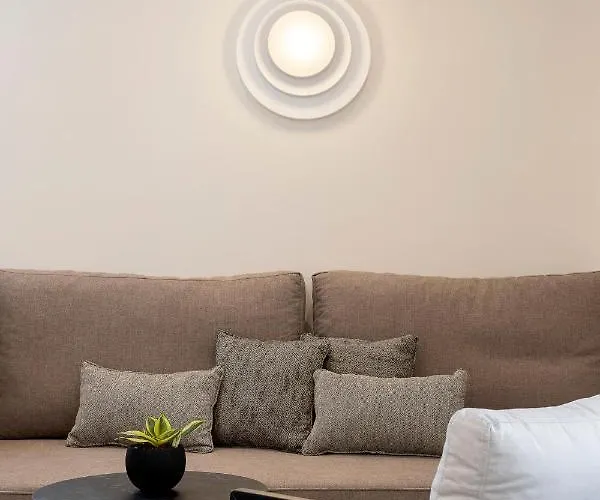 Villa Utopia Santorini *