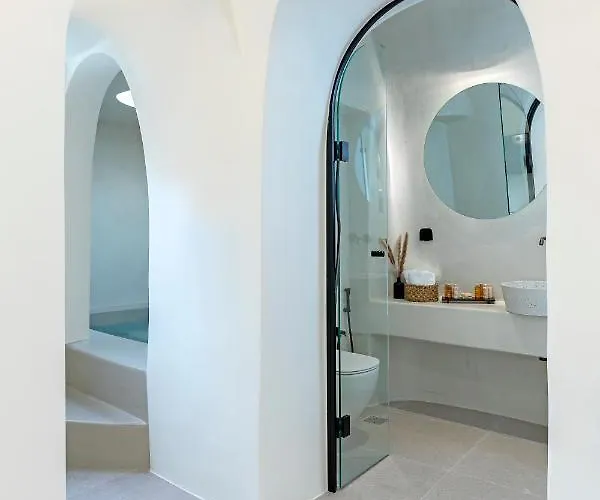 Utopia Santorini Vila