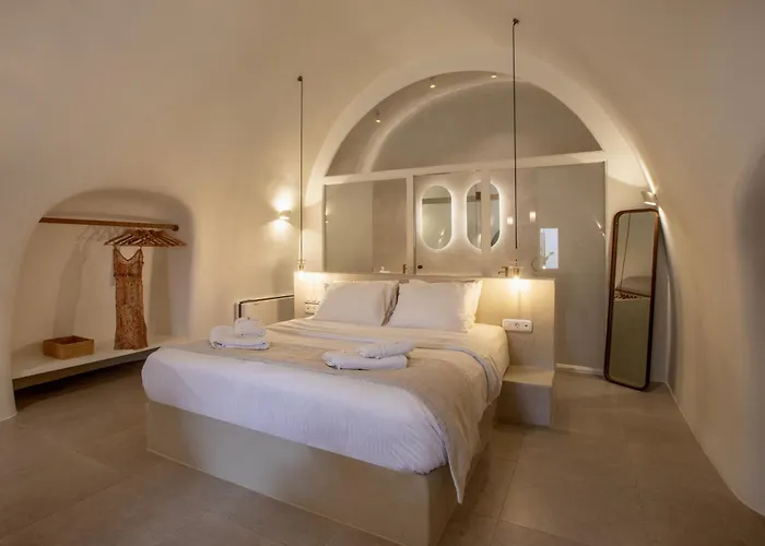 Utopia Santorini * Karterados (Santorini)