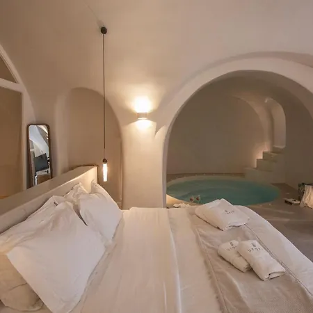 Vila Utopia Santorini *