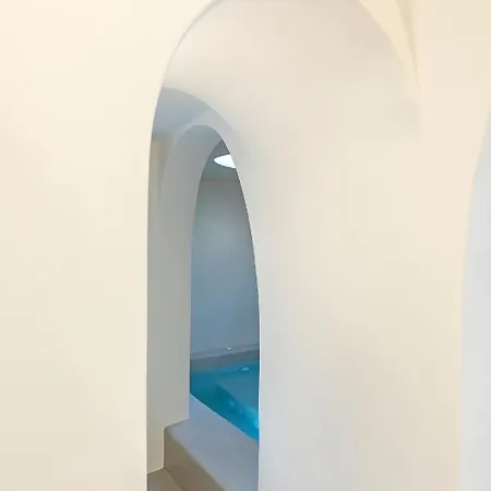 Utopia Santorini Картерадос