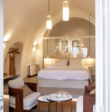 Utopia Santorini Картерадос