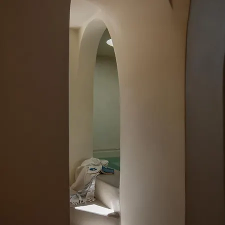 Utopia Santorini Картерадос